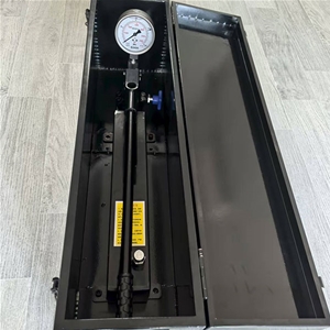 超高壓手動(dòng)油泵