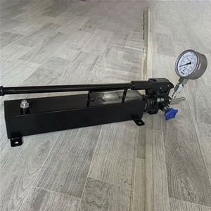 超高壓手動(dòng)油泵